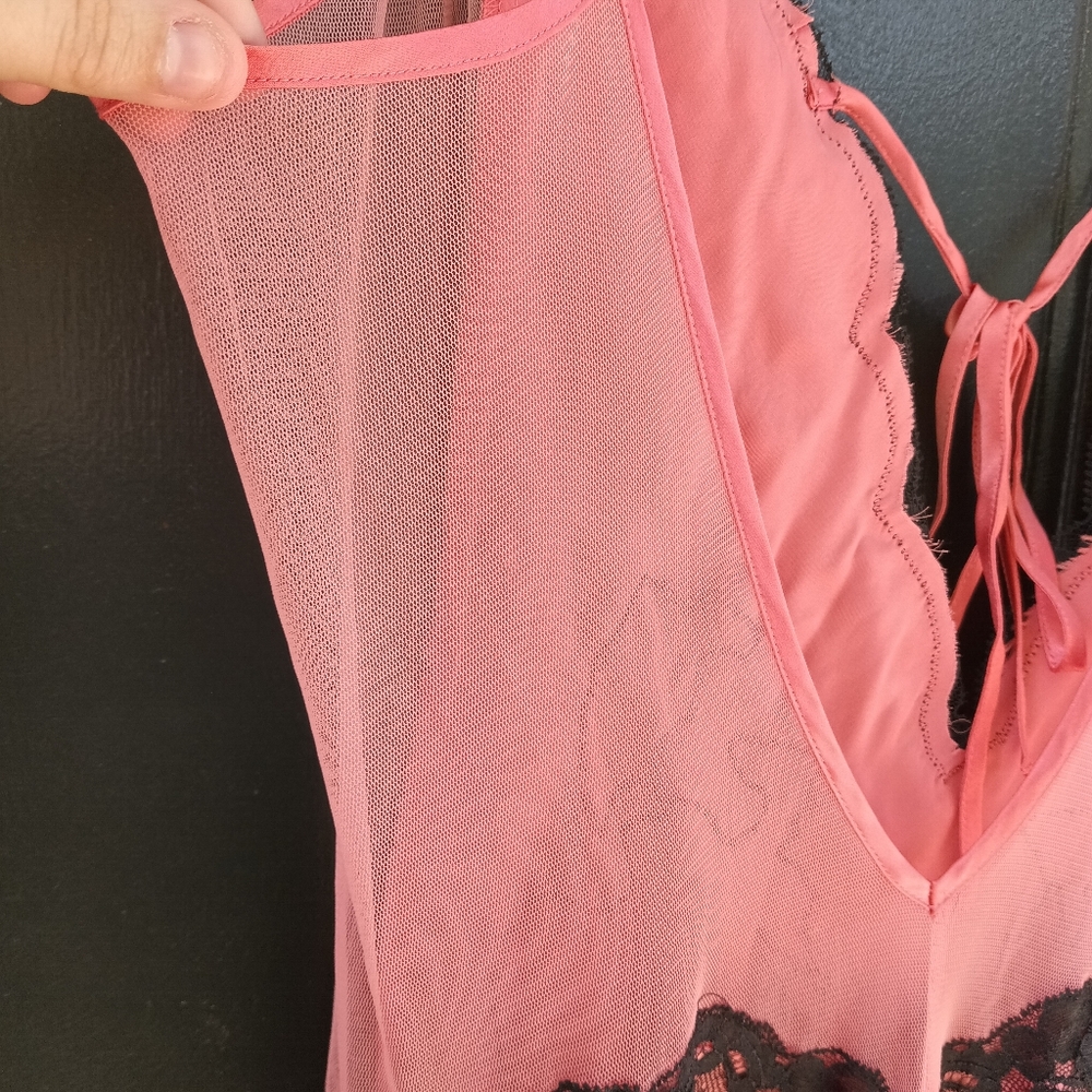 Jacalyn Bennett Fredericks of Hollywood Nightgown Lace 100% Silk Pink/Peach Blk - Picture 12 of 14